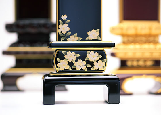 手彫りのお位牌