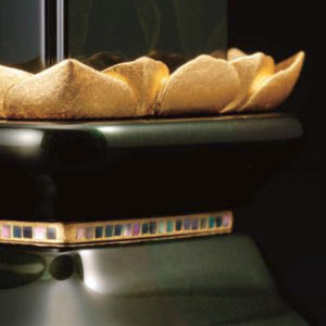 極椿（きわみつばき）エメラルドグリーン